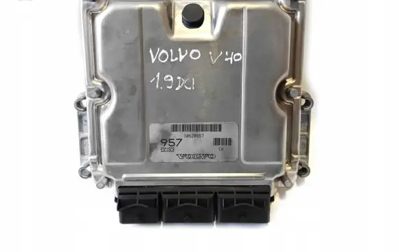 Volvo S40, V40 Engine control unit/module 30620957