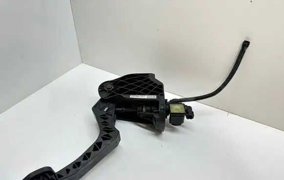 Clutch pedal