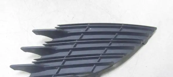 Peugeot 308 Front bumper lower grill AA36136874