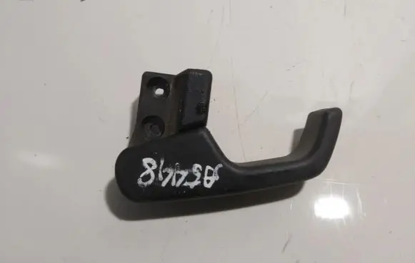 Volkswagen PASSAT B3 Engine bonnet (hood) release handle 357823533
