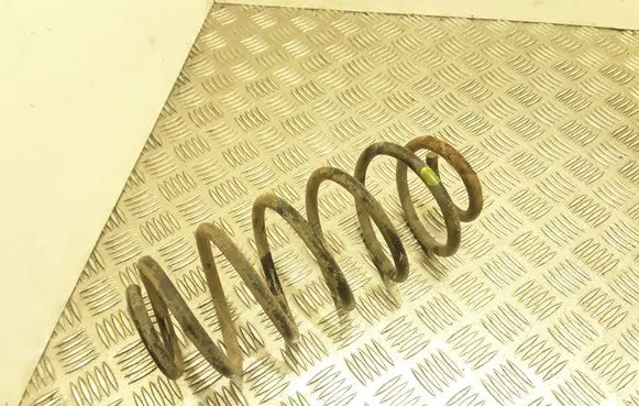 Toyota Yaris Rear coil spring
