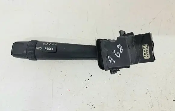 Volvo XC90 Indicator stalk 30658618