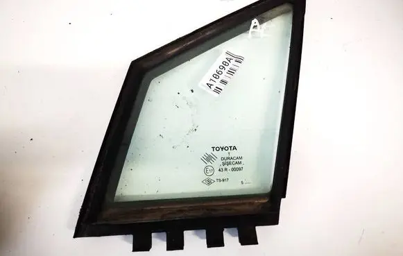 Toyota Corolla Verso AR10 Front door vent window glass four-door 682160f010 68216-0f010