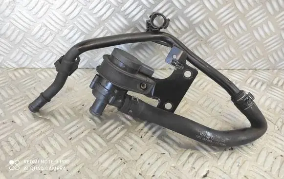 Audi A3 S3 8P Engine coolant pipe/hose 1K0121063J