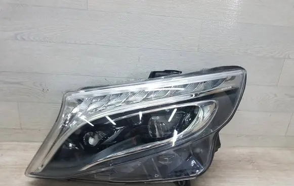 Mercedes-Benz Vito Viano W447 Headlight/headlamp A4479069700 1EX01128445