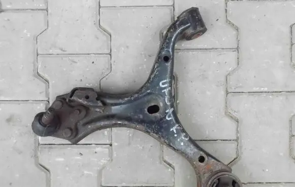 Honda Civic IX Front control arm 65566556
