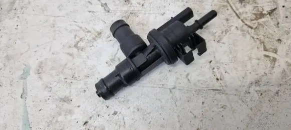 BMW 2 F22 F23 Electric auxiliary coolant/water pump 7643106