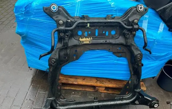 Jaguar E-Pace Front axle beam 