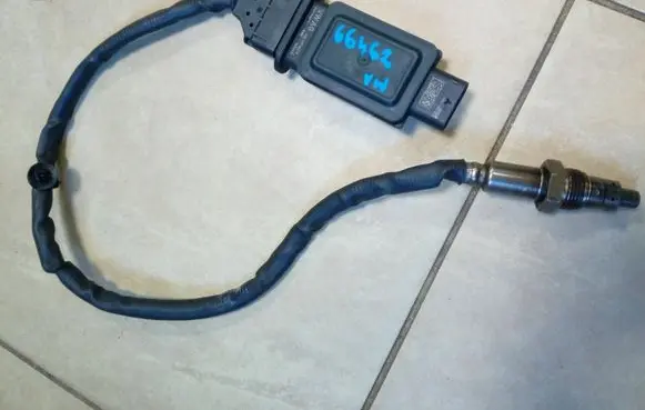 Volkswagen Transporter - Caravelle T6 Lambda probe sensor 05L907807P NE66462