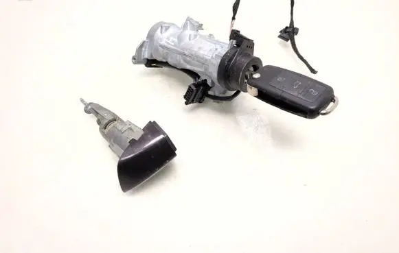 Skoda Superb B6 (3T) Ignition lock 1K0905851B 1K0905865 3T0837167B