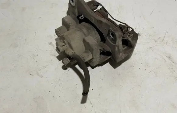 Toyota Yaris Front brake caliper