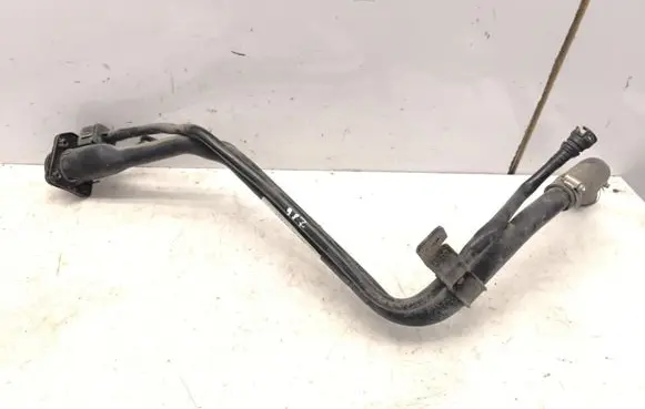 Fuel tank filler neck pipe