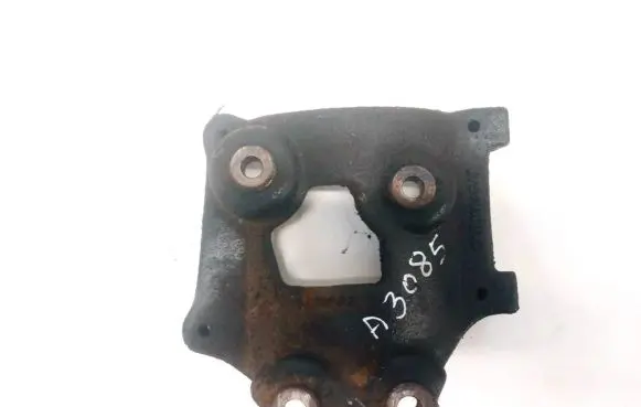 Mitsubishi Carisma Engine mounting bracket cab116a047 mb958179