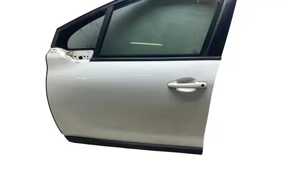 Peugeot 2008 I Front door 123456