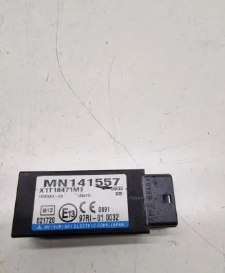 Mitsubishi Grandis Immobilizer control unit/module MN141557 97RI010032 X1T16471M1