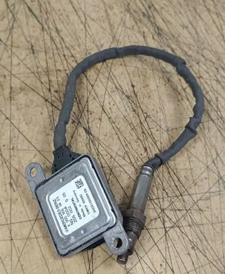 Mercedes-Benz S W222 Lambda probe sensor A0009053403