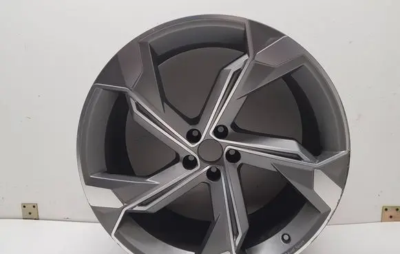 Audi e-tron R22 alloy rim 4KE601025D