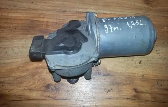 Ford Fiesta Wiper motor 96fb17b571da