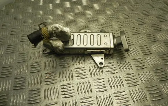 Alfa Romeo Giulia EGR valve cooler 500518360 VD18944