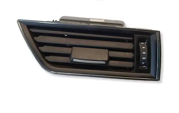 Skoda Superb B8 (3V) Dashboard side air vent grill/cover trim 3V0819702D 29082017 11350