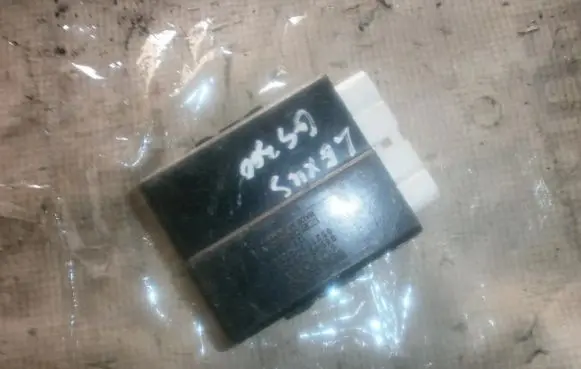 Lexus GS 300 400 430 Window wiper relay 8594030140 0521002092