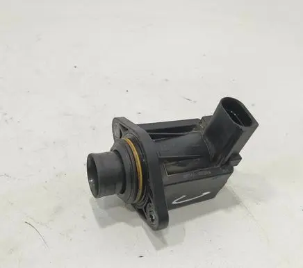 Volkswagen Touran I Turbine electric control actuator 03C145710E