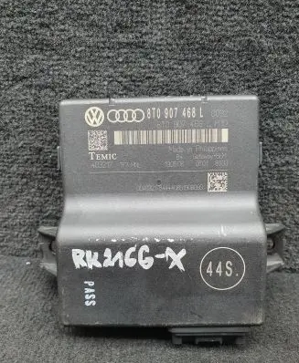Audi A5 8T 8F Gateway control module 8T0907468L