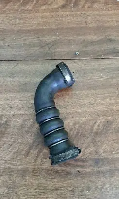 Audi A4 S4 B7 8E 8H Intercooler hose/pipe