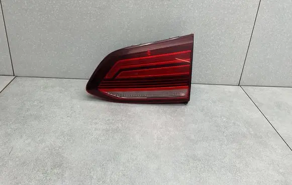 Volkswagen Golf VII Tailgate rear/tail lights 5G9945094H