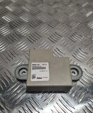 BMW 5 GT F07 Antenna control unit 6935024