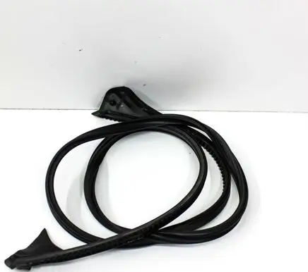 Mercedes-Benz CLA C117 X117 W117 Front door rubber seal A1176730321