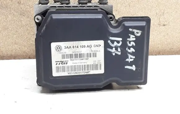 Volkswagen PASSAT B7 ABS Pump 3AA614109AG