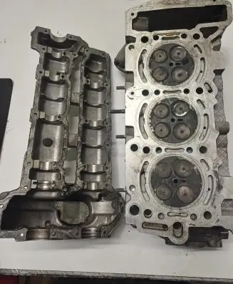 Mercedes-Benz Vito Viano W639 Engine head A6420100821
