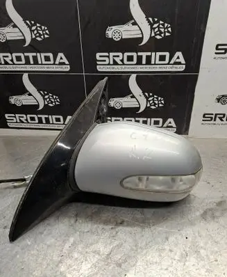 Mercedes-Benz R W251 Front door electric wing mirror a2518100593