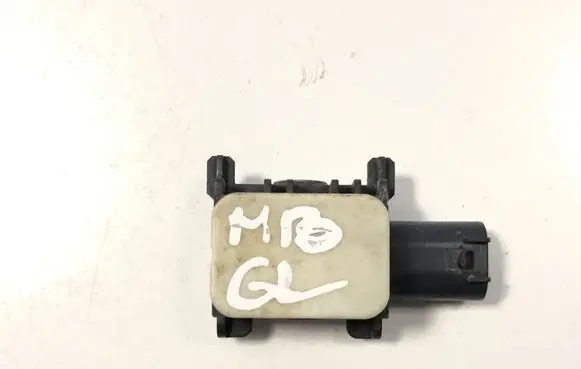 Mercedes-Benz GL X164 Airbag deployment crash/impact sensor 0038202826 051108 405019