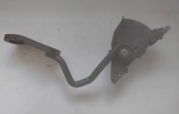 Volkswagen Sharan Accelerator throttle pedal 7M3721603B YM219F836AA 6PV00777003