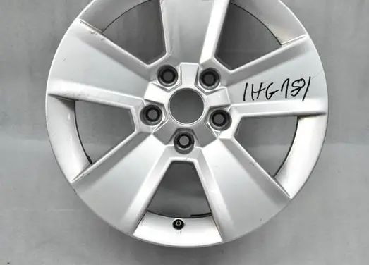 Skoda Superb B5 (3U) Original wheel cap 5L0601025T 5L0601025M
