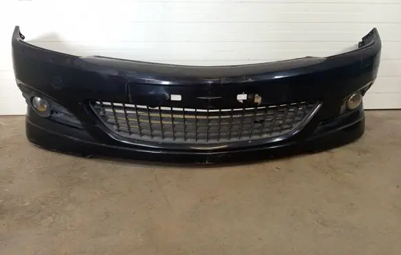 Opel Astra H Front bumper ZDERZASTR