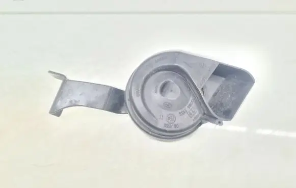 Audi A6 S6 C7 4G Horn signal 4H0951221