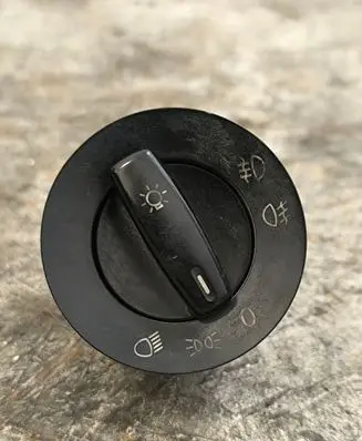 Volkswagen Touran I Light switch
