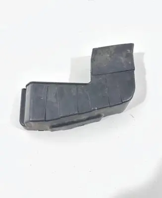 Other engine bay part