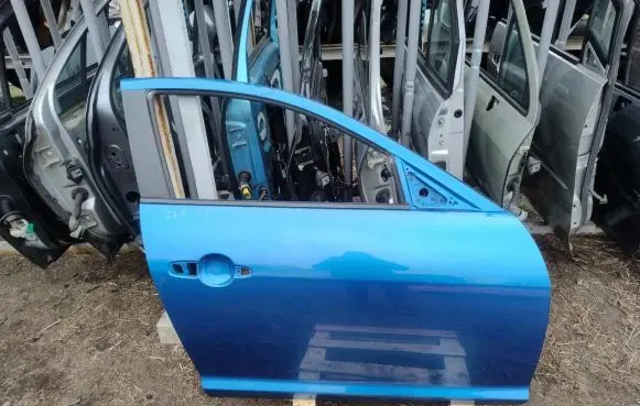Mazda RX8 Front door