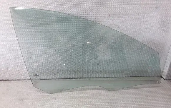 Citroen C5 Front door window glass four-door