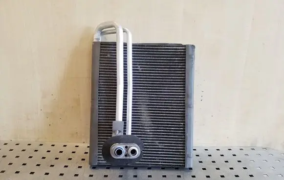 Air conditioning (A/C) radiator (interior)