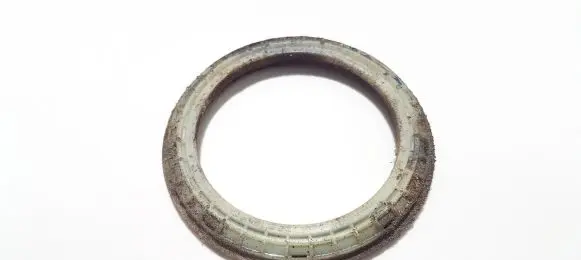 Volvo S40, V40 Coil spring mount fd447071y