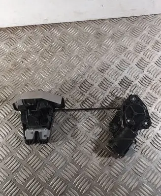 Volvo S90, V90 Tailgate/trunk/boot lock/catch/latch 32149887