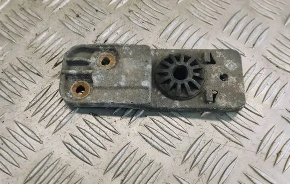 Opel Zafira C Radiator support slam panel bracket 133337826