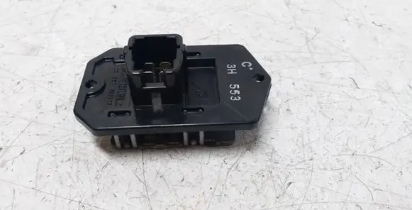 Dodge Caliber Heater blower motor/fan resistor 3H553