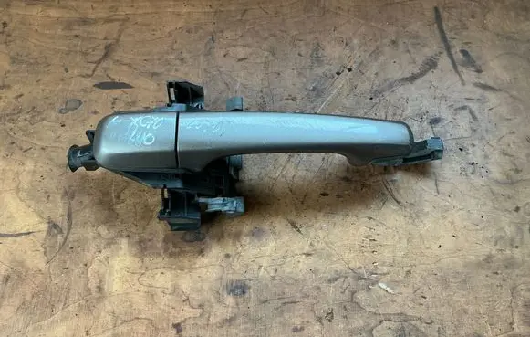 Rear door exterior handle