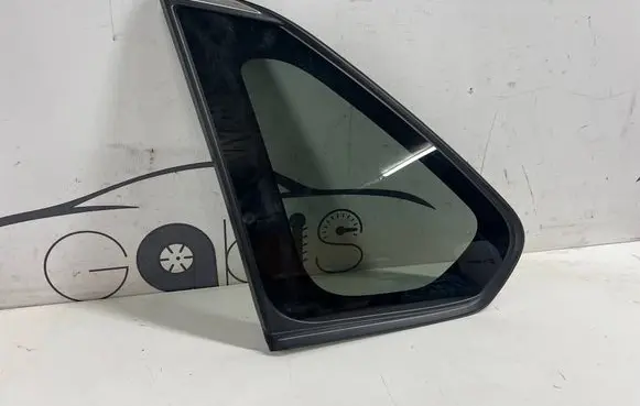 Toyota RAV 4 (XA50) Rear side window 43R005844